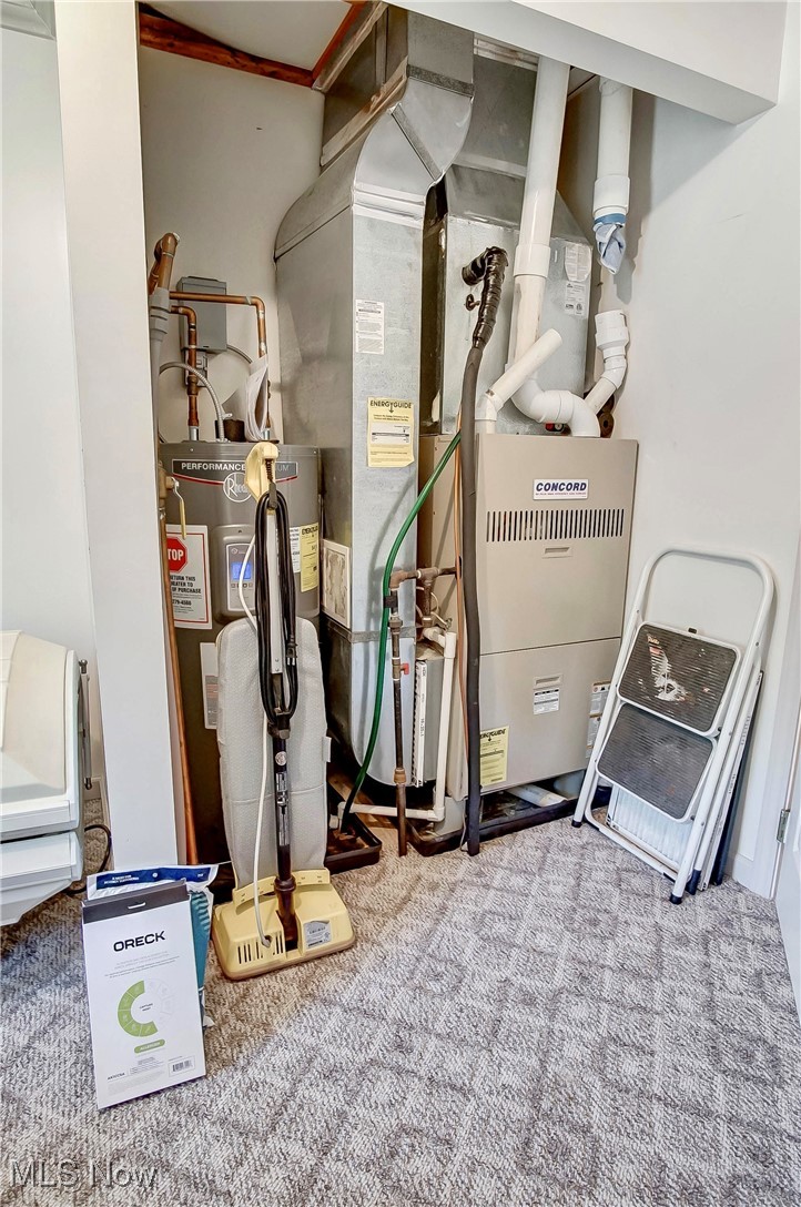 Riverview Manor - Residential