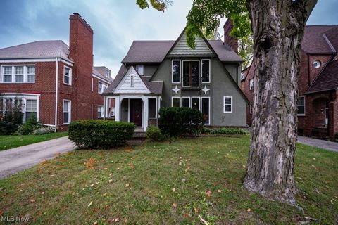 18405 Newell Road Shaker Heights OH 44122