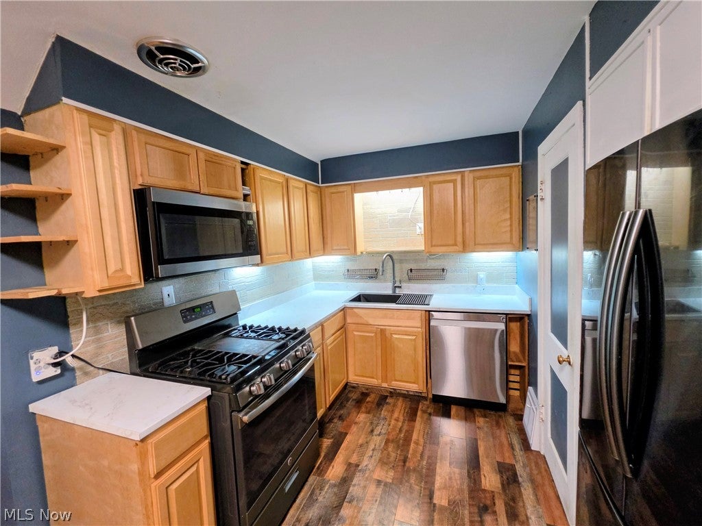 624 Bonnie Brae