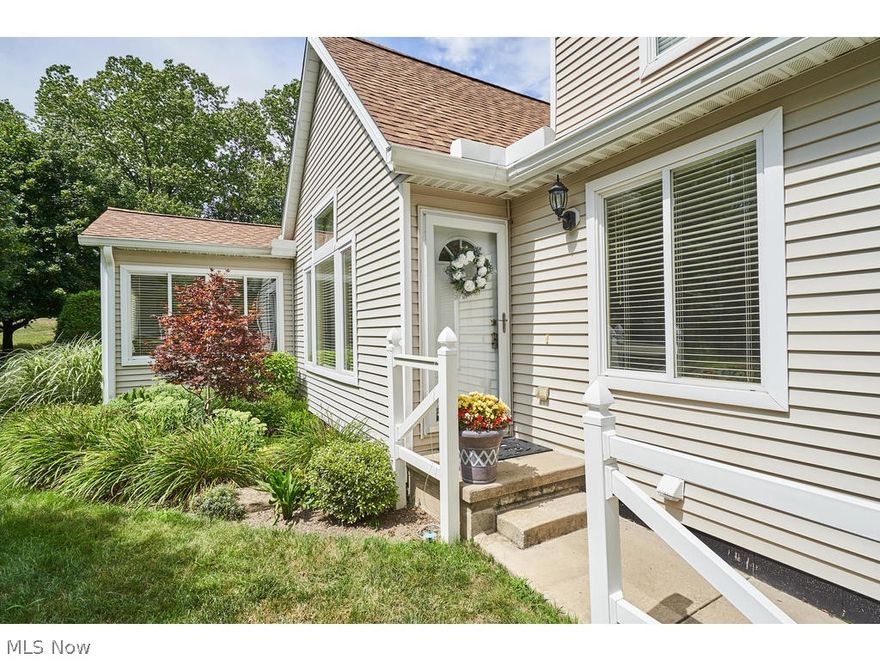 Great first floor master cluster located on Quiet culdesac. Nice open floor plan - Great room with vaulted ceilings with light maple floors that run through dining, kitchen and first floor laundry too. Cozy sun room with vaulted ceiling and gas fireplace. The french doors lead to deck to sit and enjoy the  wonderful living! Spacious  Master bedroom with walk in California closet. The master bath was remodeled in 2016 with tile floor and newer cabinet and sink. Kitchen with white cabinets and under counter lighting - pass way thru to dining with bar area, newer granite counter tops plus newer appliances! There is a second bedroom on first floor with a full bath off of it too! Upstairs is a nice sitting loft with 2 skylights- at each end of the sitting area is the additional bedrooms. The bedrooms are also joined by a jack n jill bath. The fourth bedroom has a large built in desk, vaulted ceilings and double closets- Great for a home office!This home also offers an unfinished basement th