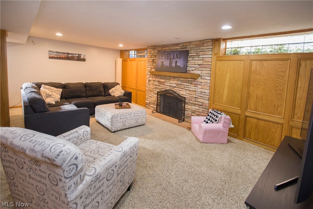 Alex Bruscinos 02 - Residential