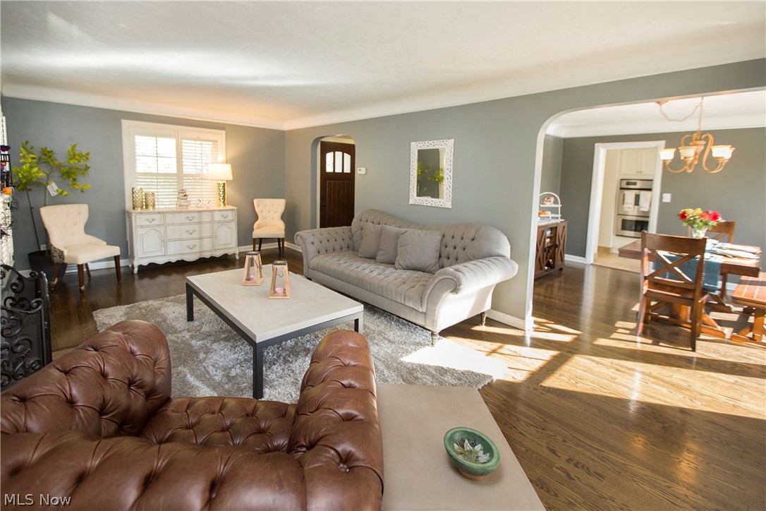 Alex Bruscinos 02 - Residential