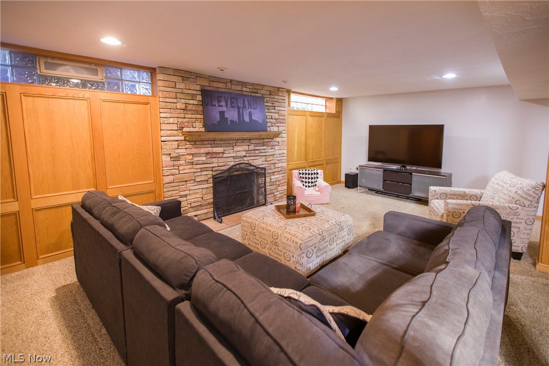 Alex Bruscinos 02 - Residential