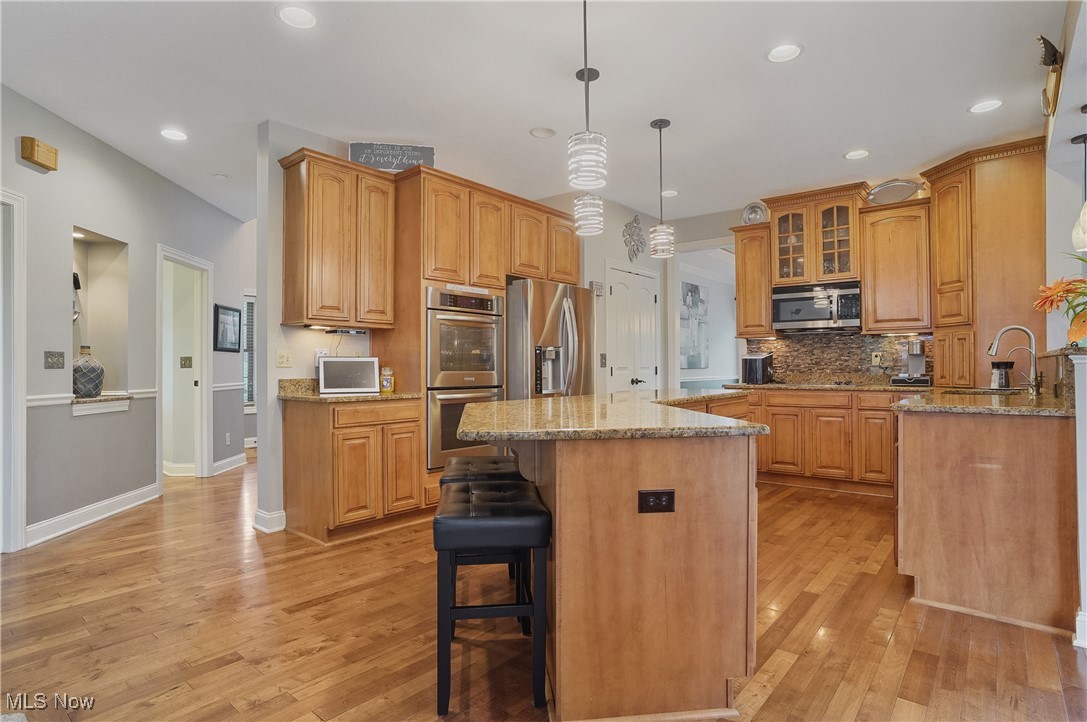 1302 Hillandale Drive, Akron, Ohio image 13