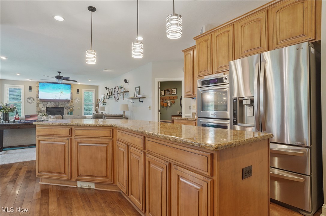 1302 Hillandale Drive, Akron, Ohio image 15