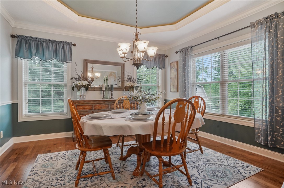 1302 Hillandale Drive, Akron, Ohio image 16