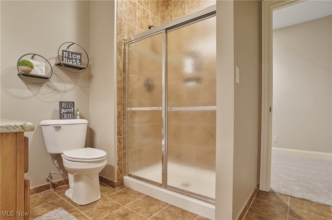 1302 Hillandale Drive, Akron, Ohio image 36