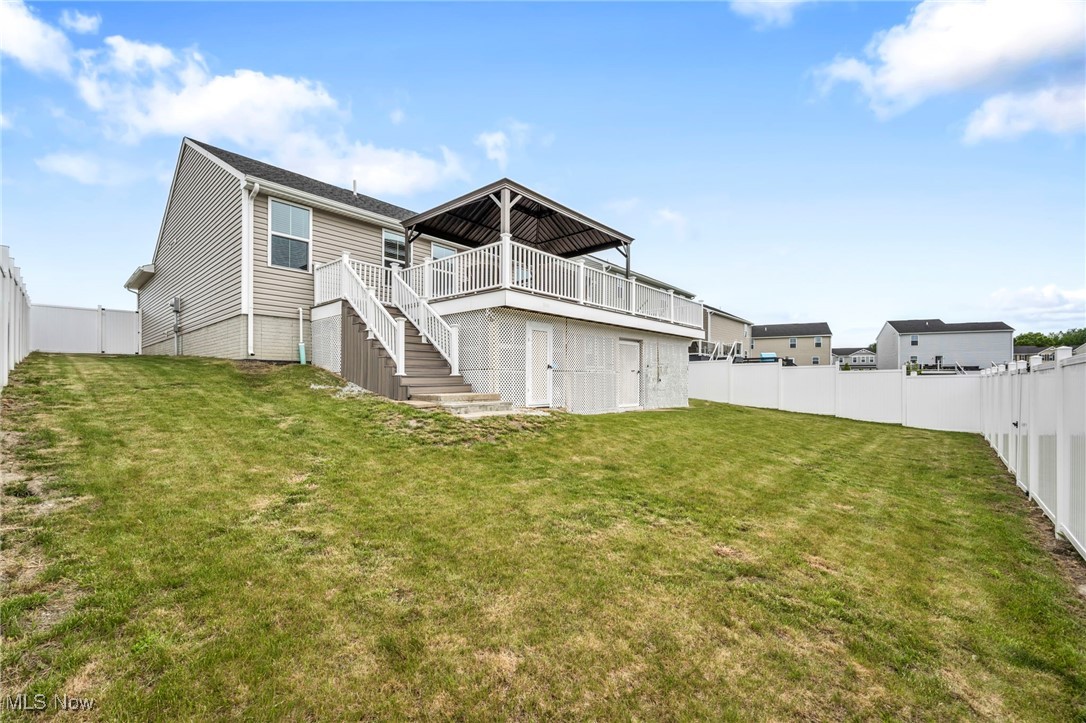 665 Cherrywood Lane, Painesville, Ohio image 38