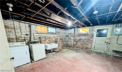 Tiny photo for 29 11th Street NE, Massillon, OH 44646 (MLS # 5252502)