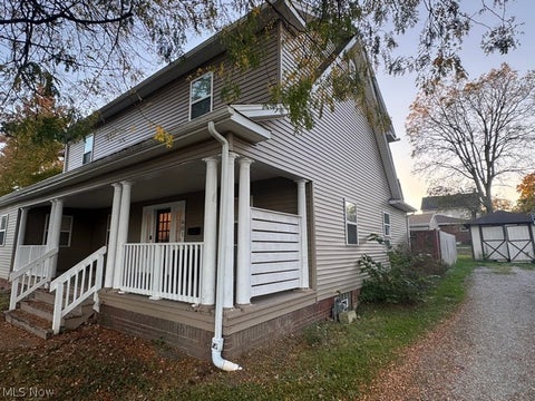 Tiny photo for 601 5th Street, Struthers, OH 44471 (MLS # 5254807)