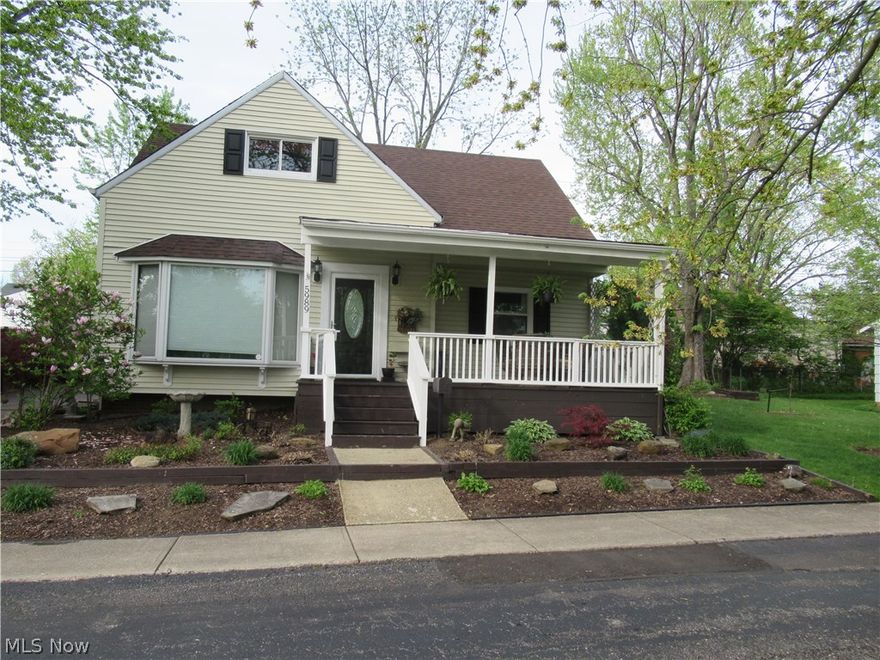 Almost like being on vacation... as you relax on your front porch overlooking beautiful Lake Eureka with its natural scenic views and picturesque landscaping. This comfortable 2 bedroom plus Large Loft, Cape Cod is situated on a double lot giving you additional freedom to enjoy, not to mention the back deck for entertaining and cooking out.
Step inside to enjoy the many updates, including newer carpeting (2012), stainless steel appliances, hardwood flooring throughout, and master bath and tub surround. So, if you like city conveniences, but desire a lovely country-like setting, THIS IS IT!. Don't miss this one! Easy to Show!!