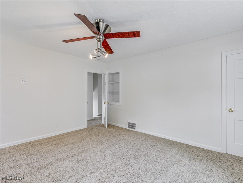 Laura M Stewarts - Residential