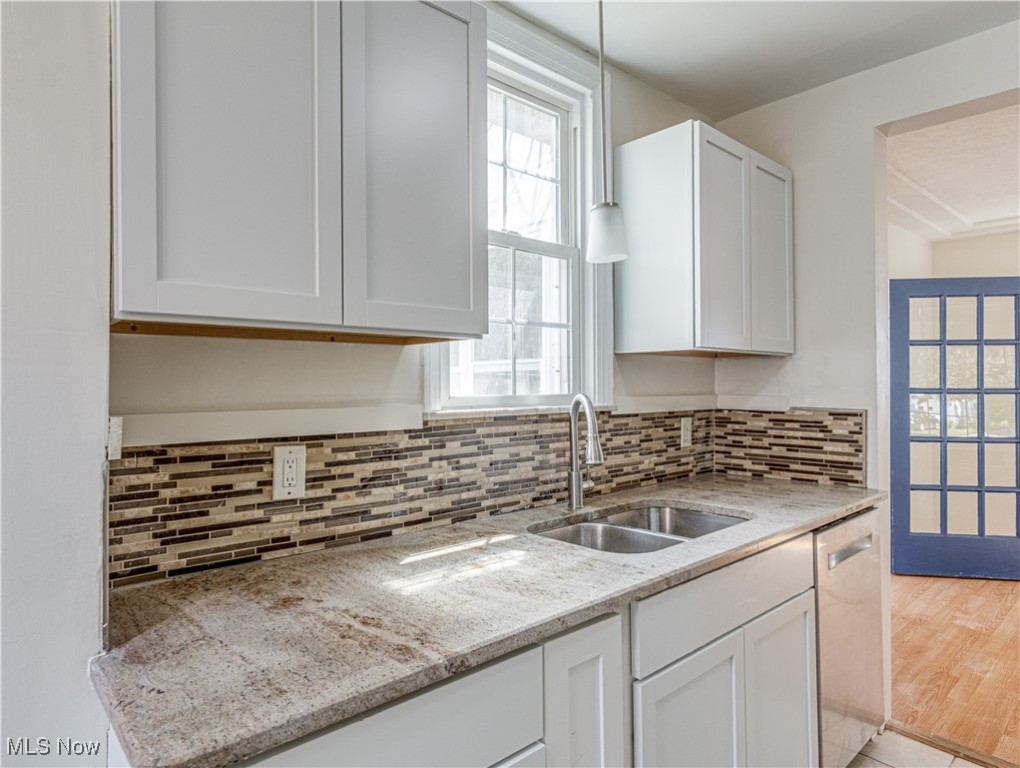 Laura M Stewarts - Residential