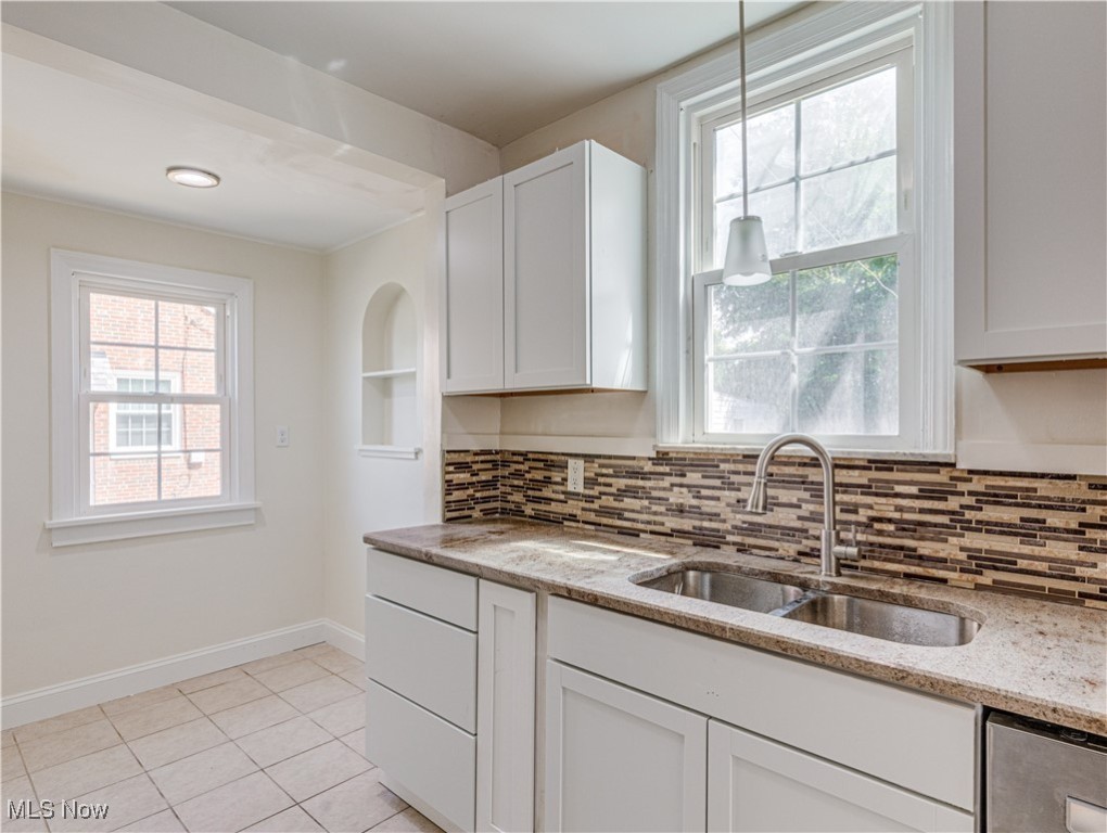 Laura M Stewarts - Residential