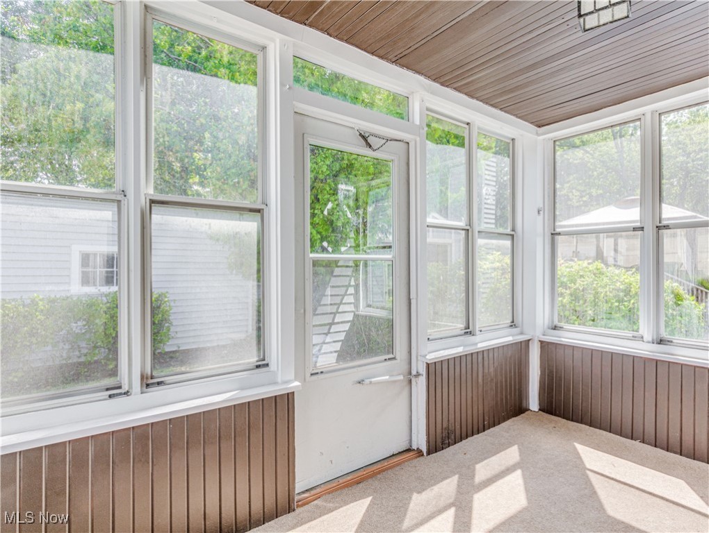 Laura M Stewarts - Residential