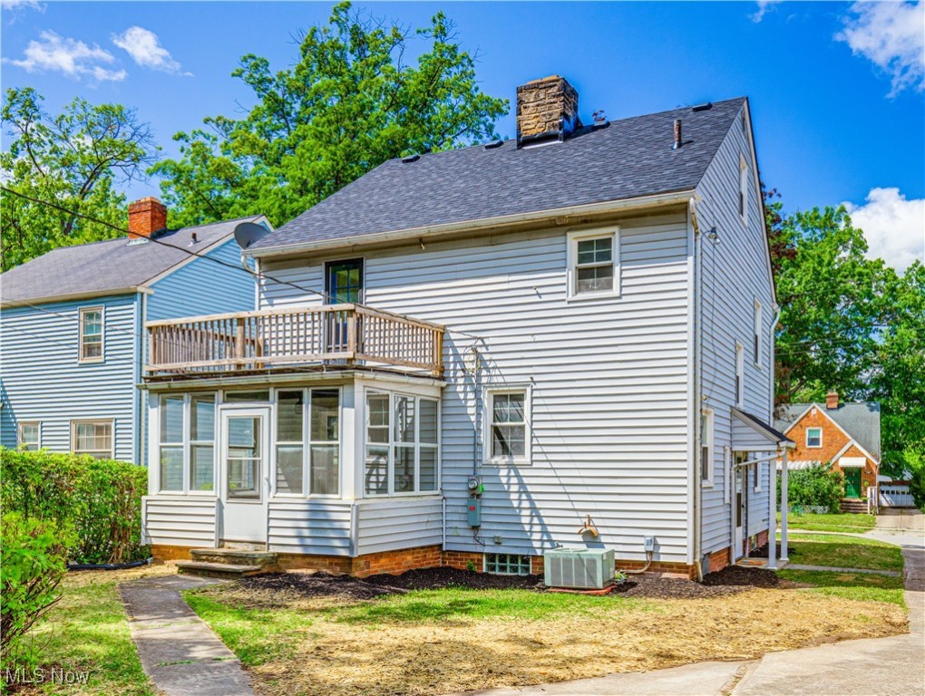 Laura M Stewarts - Residential