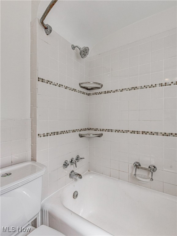 Laura M Stewarts - Residential