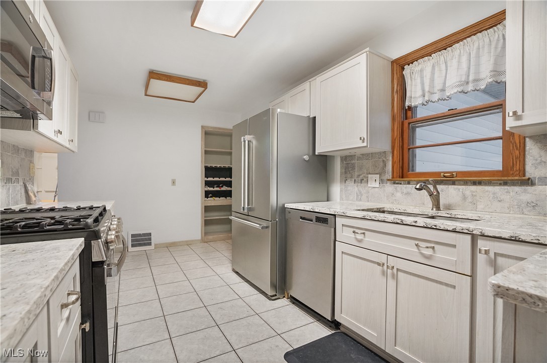 City/Canfield - Residential