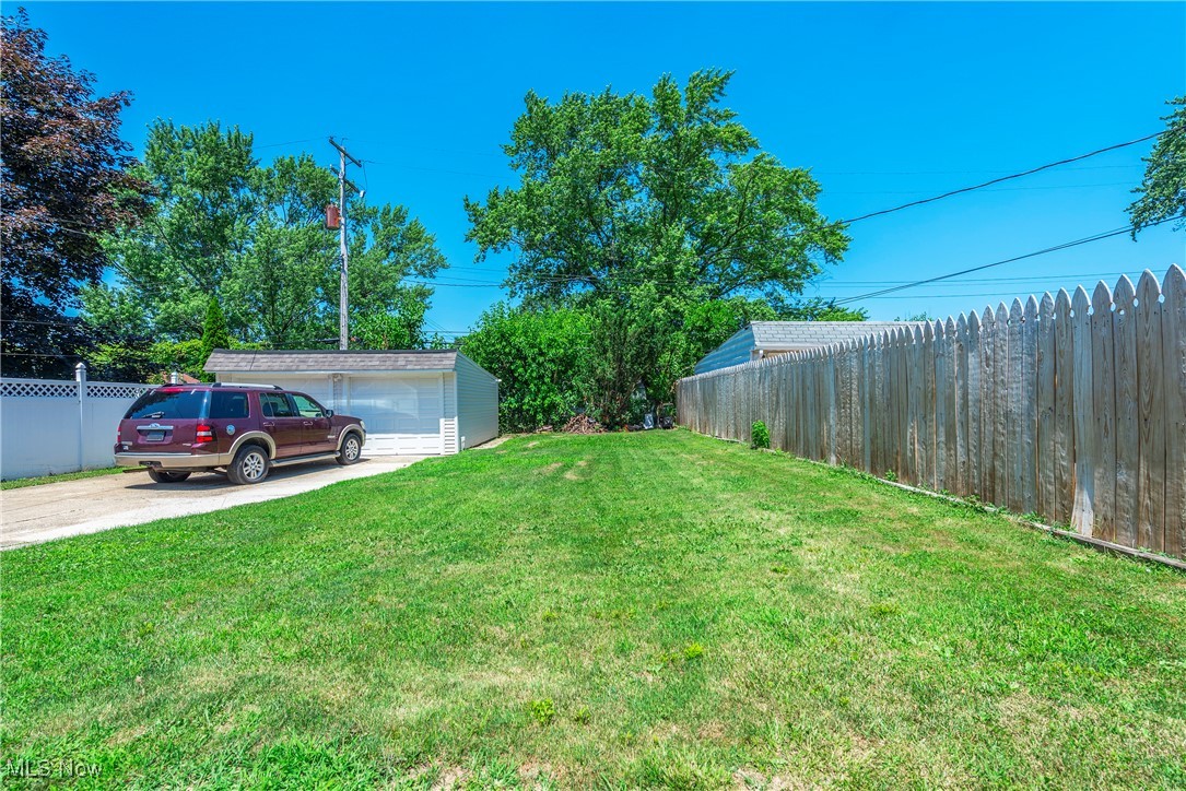 Rocky River - Residential