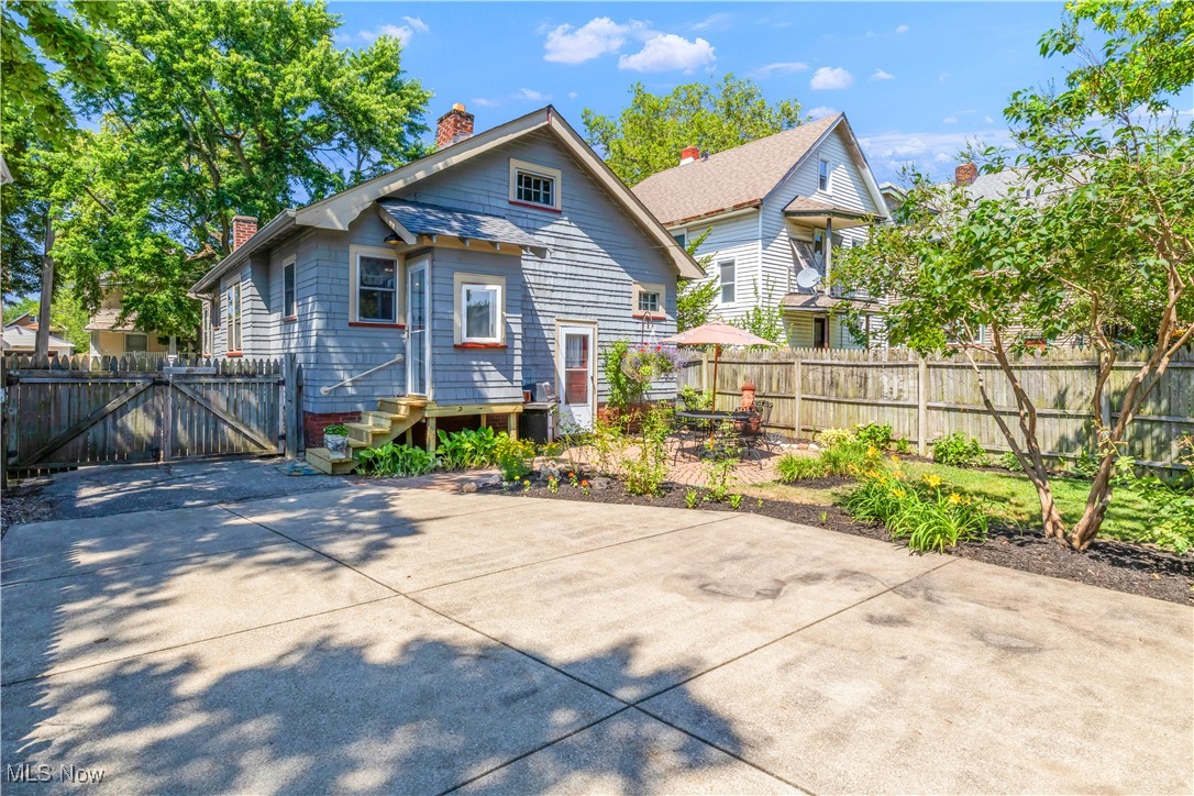 Dunham Heights - Residential