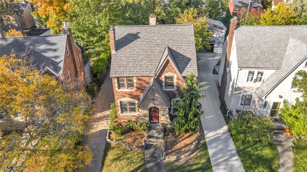 3561 Tullamore Road
