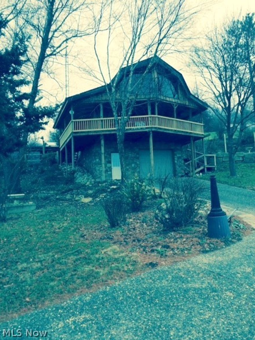 Very unique house, freshly remodeled, clean and ready to move in.