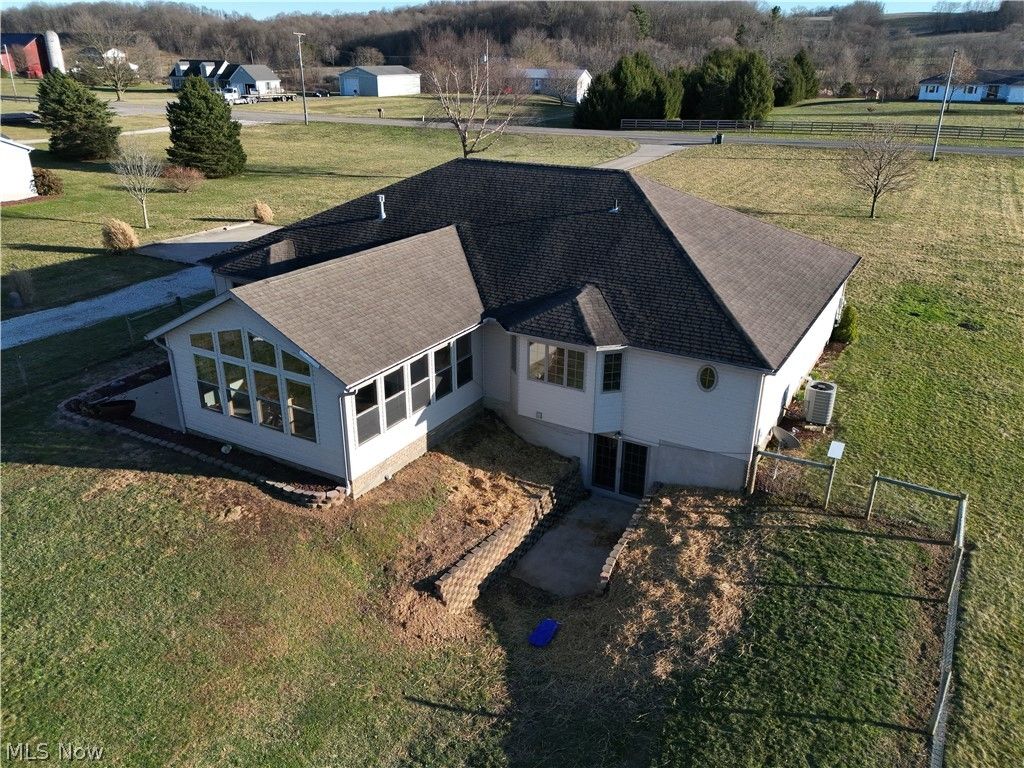 Photo of 9280 Rochester Road, Minerva, OH 44657 (MLS # 5193042)