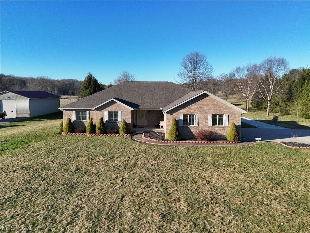 Photo of 9280 Rochester Road, Minerva, OH 44657 (MLS # 5193042)