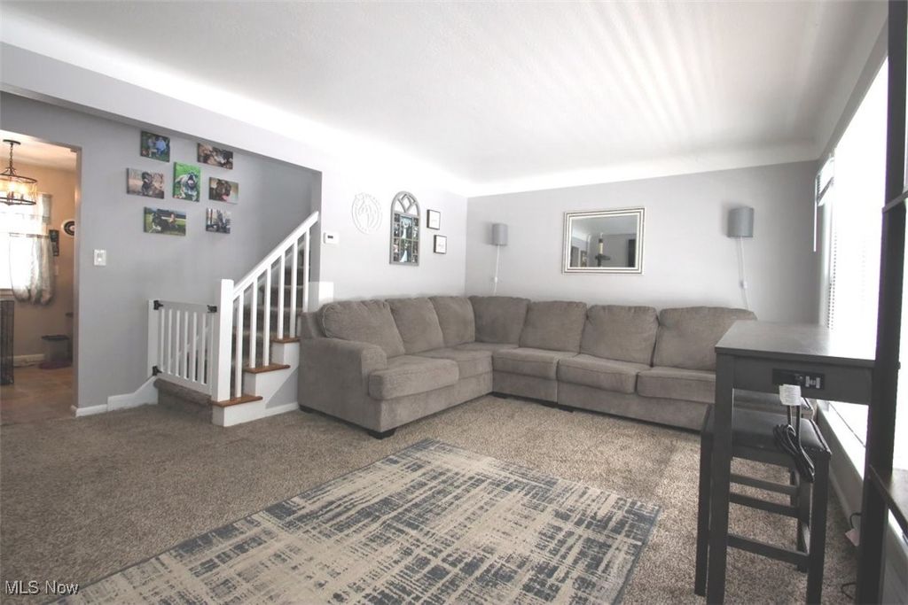 Photo of 13364 Bellbrook Drive, Brook Park, OH 44142 (MLS # 5183467)