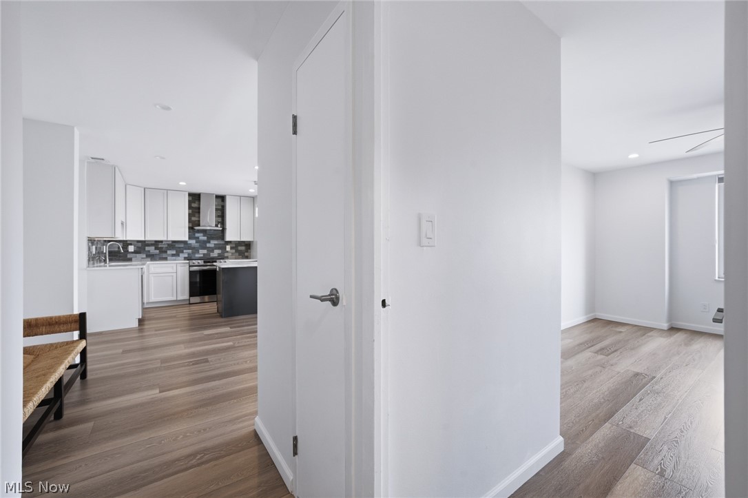 Marine Towers East Condo - Residential