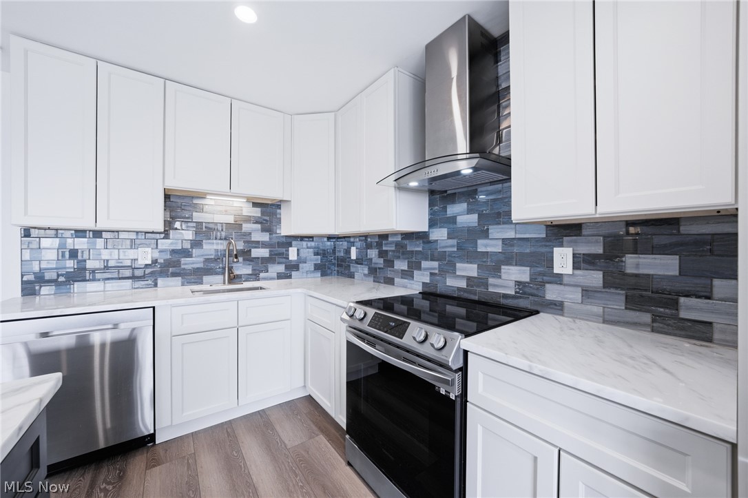 Marine Towers East Condo - Residential