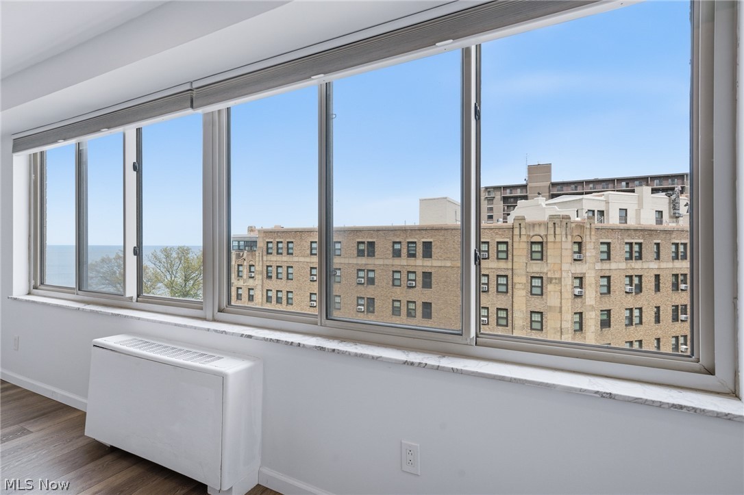 Marine Towers East Condo - Residential