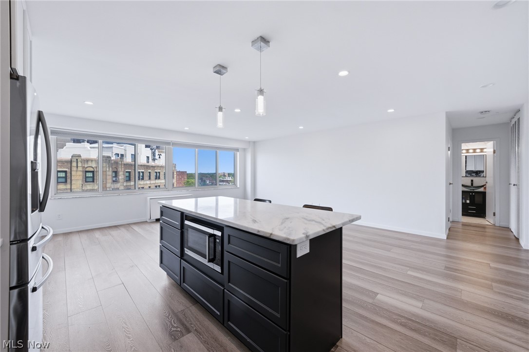 Marine Towers East Condo - Residential