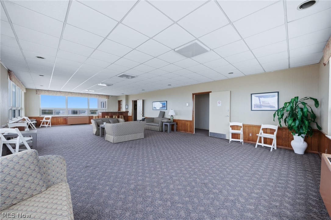 Marine Towers East Condo - Residential