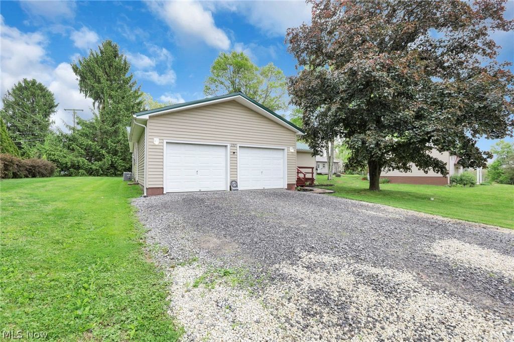 Photo of 111 Greenbrier Drive, Byesville, OH 43723 (MLS # 5205214)