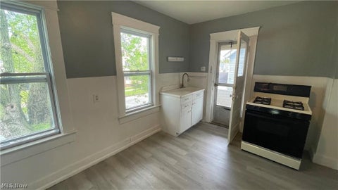 Tiny photo for 4322 Bush Avenue #Up, Cleveland, OH 44109 (MLS # 5257420)