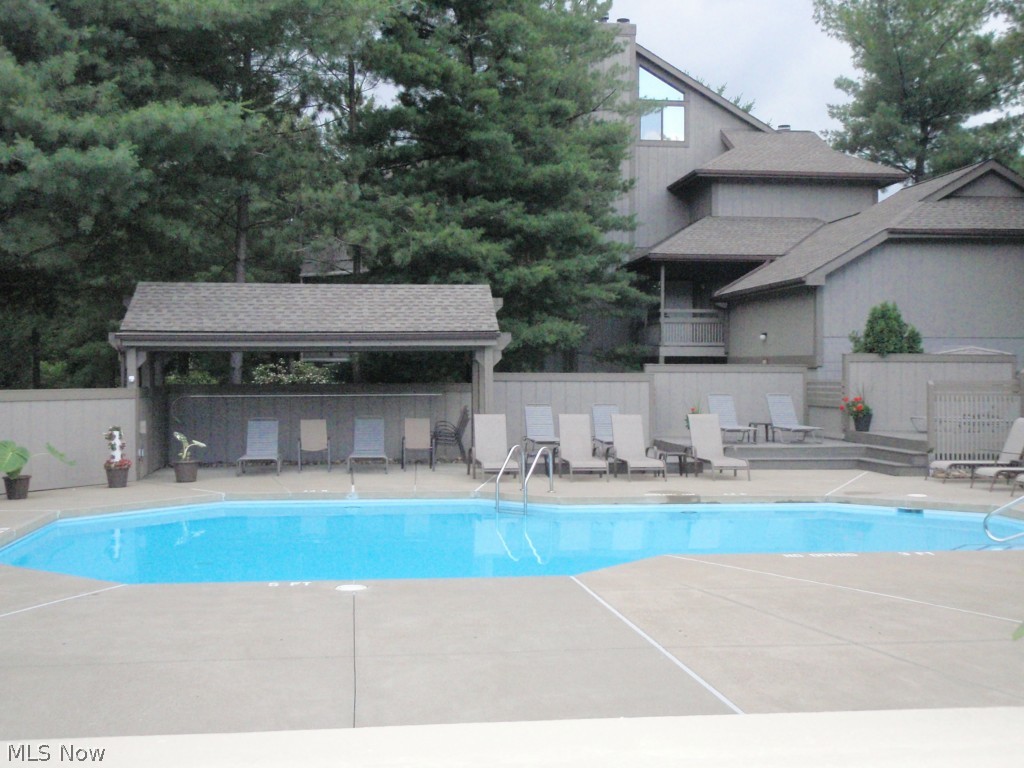 Crossings Condo - Residential