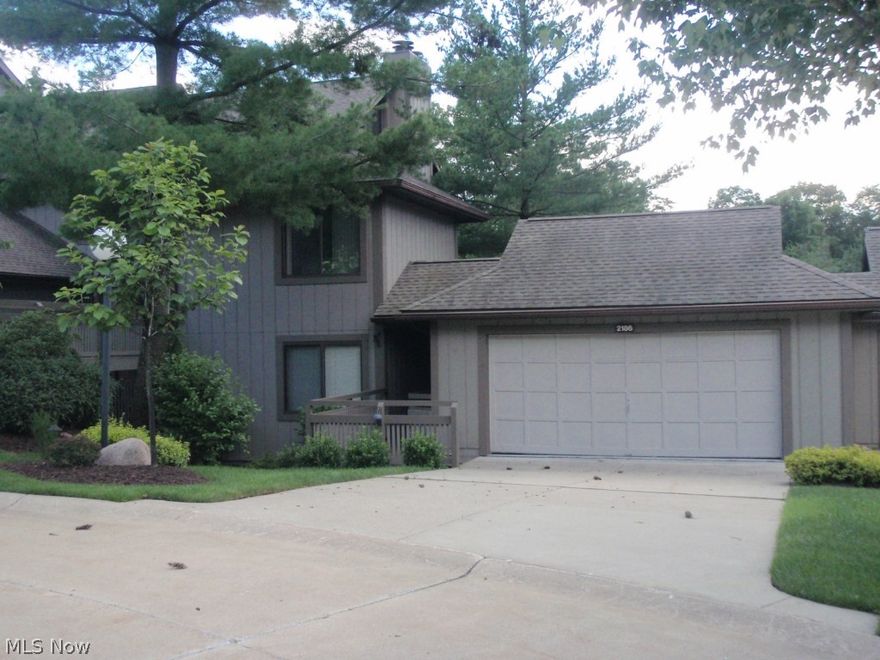 Spacious Airy Ranch unit! No steps from walkway to condo and no steps inside. Dates are approx furnace, A/C & H2O tank 2011.  Newer washer & dryer.  Refrigerator & stove approx 2-3 years old.  You will love the view and the community!  Enjoy the pool in the development.   Condo fee $218.00 per month.