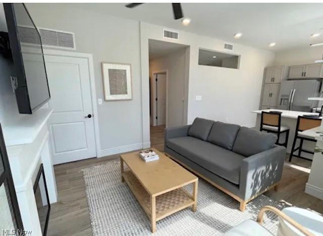 Simon Perkins - Residential Lease