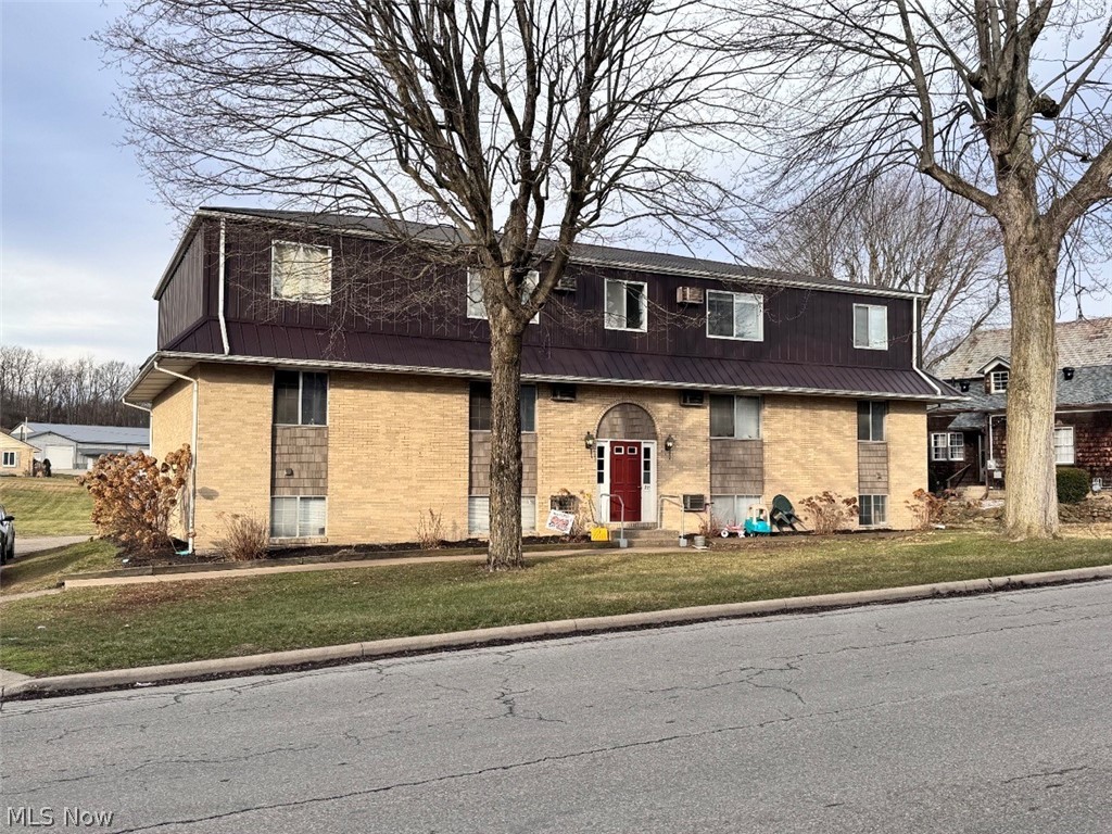 Village/Minerva - Commercial Sale