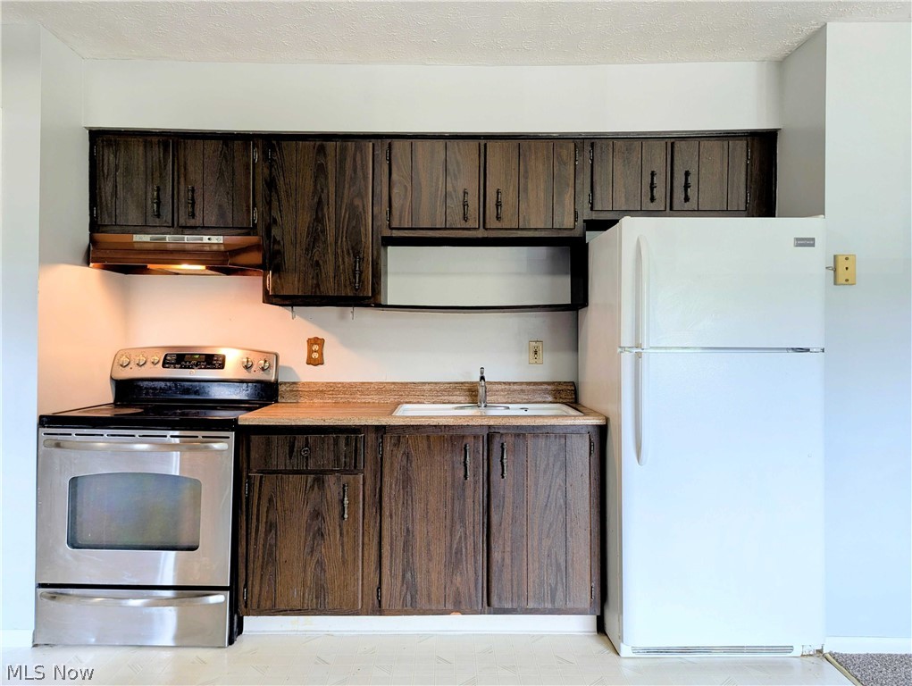 Village/Minerva - Commercial Sale