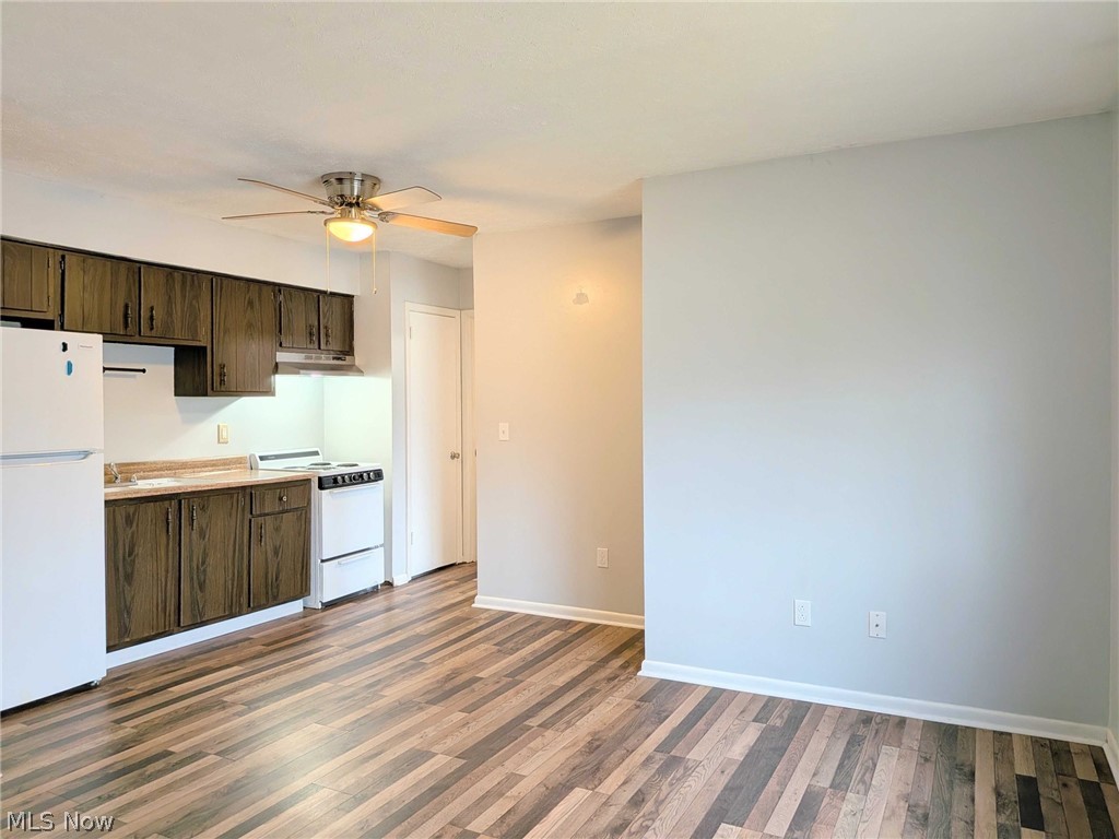 Village/Minerva - Commercial Sale