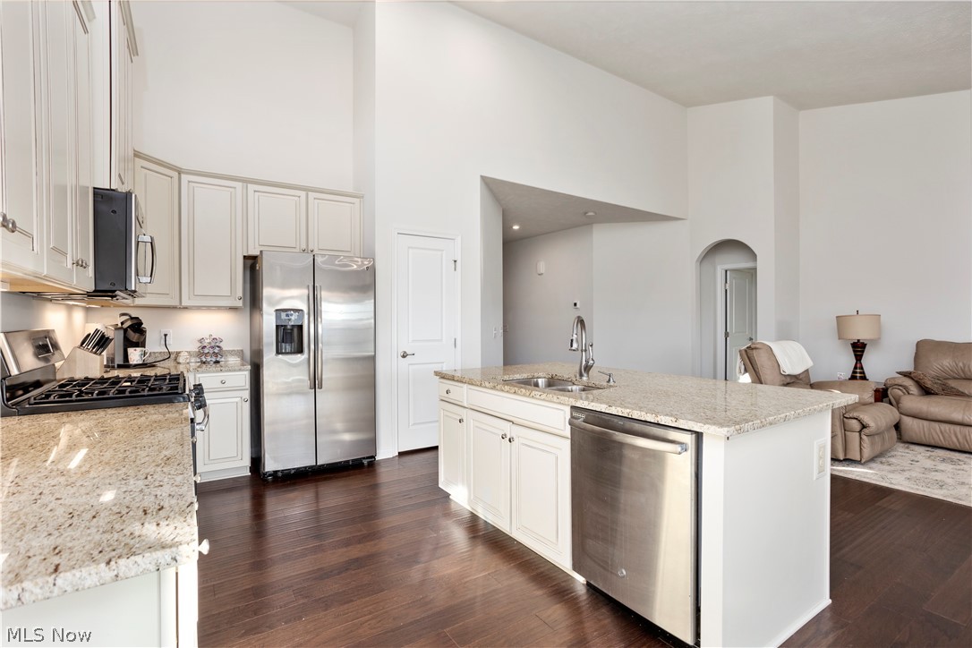 Reserve At Winfield Farms Sub - Residential