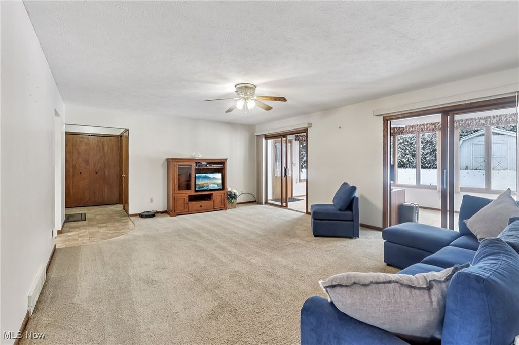 Photo of 184 Cloverwood Circle, Wadsworth, OH 44281 (MLS # 5174224)