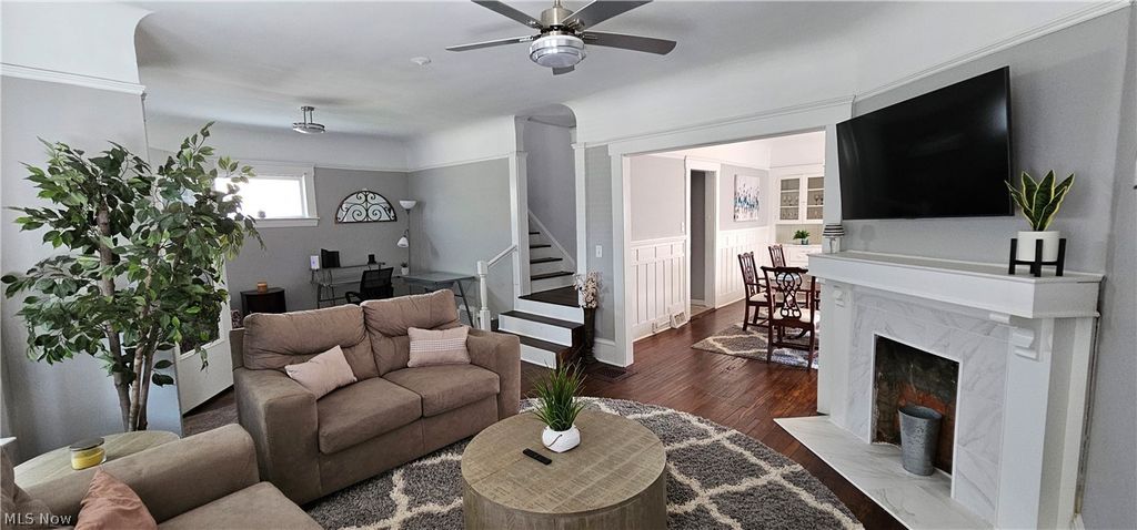 Photo of 10605 Ashbury Avenue, Cleveland, OH 44106 (MLS # 5211846)