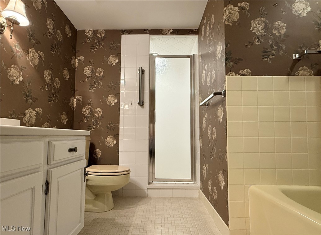 Camelot Condo - Residential