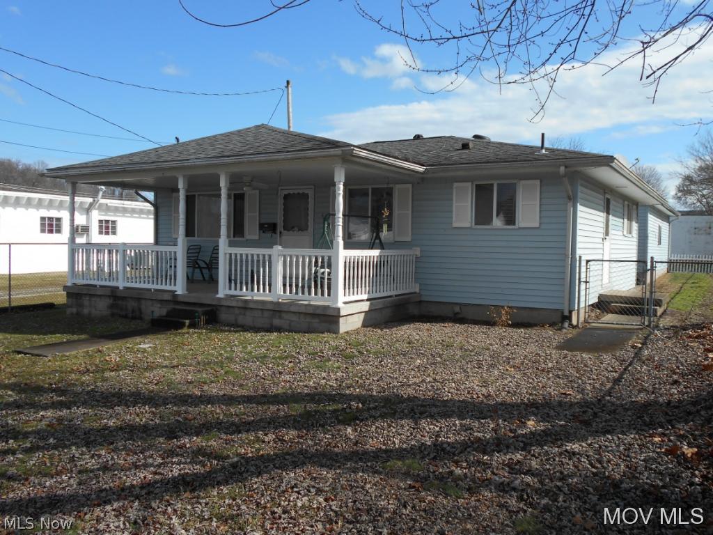 3 bedroom, 1 full bath home located on a quiet street in Belpre. Full unfinished basement, spacious covered front porch, large storage building & an oversized 2 car detached garage with electric, are just a few of the additional features that make this a must see home for the price. Elem: Belpre Elementary School Elem/Bus: Y JrHigh: Belpre Middle School JrHigh/Bus: Y High: Belpre High School High/Bus: Y Fire: VOL Police: CTY PossFreeGas: N ;SQFT=Fin L1:988, Fin Above:988, Fin Total:988, Unfin Bsmt:988, Unfin Above:988;GAR= 2 Car Det;PRKG= Off Street
