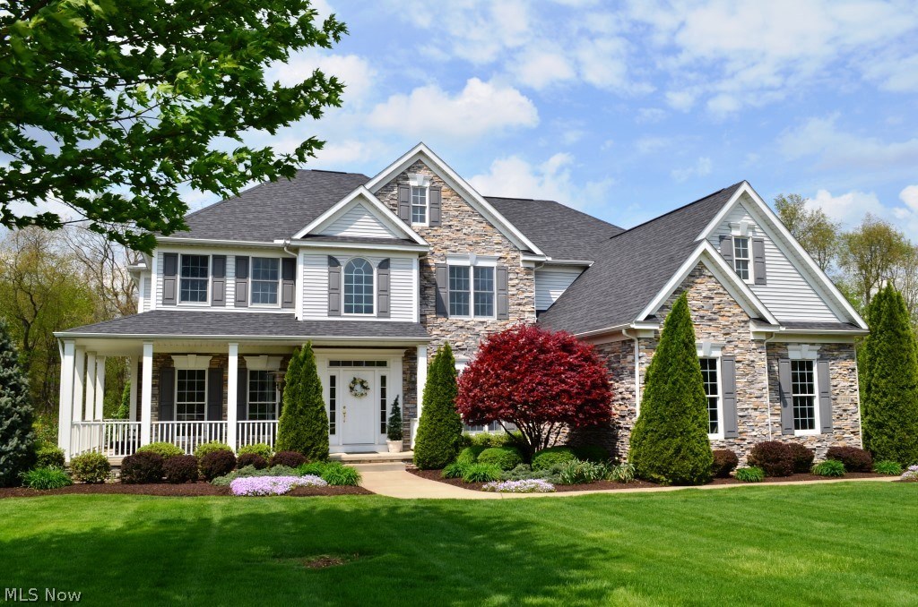 Swan Lake - Residential