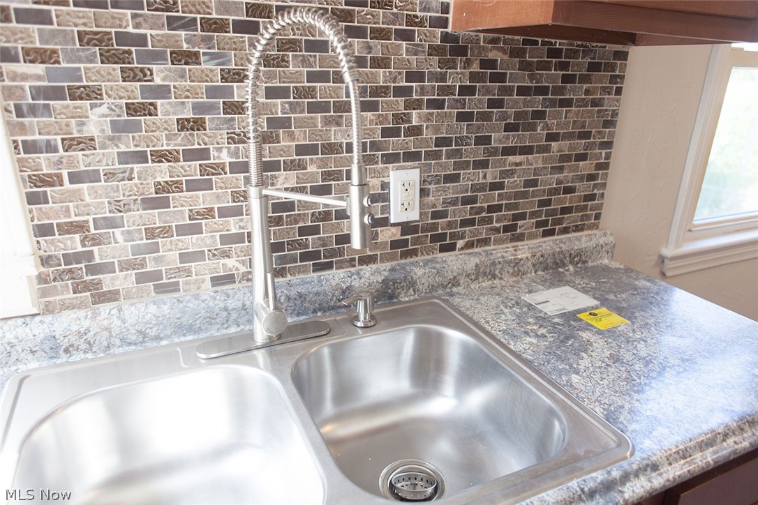 Waid & Duffys Center Hwy - Residential