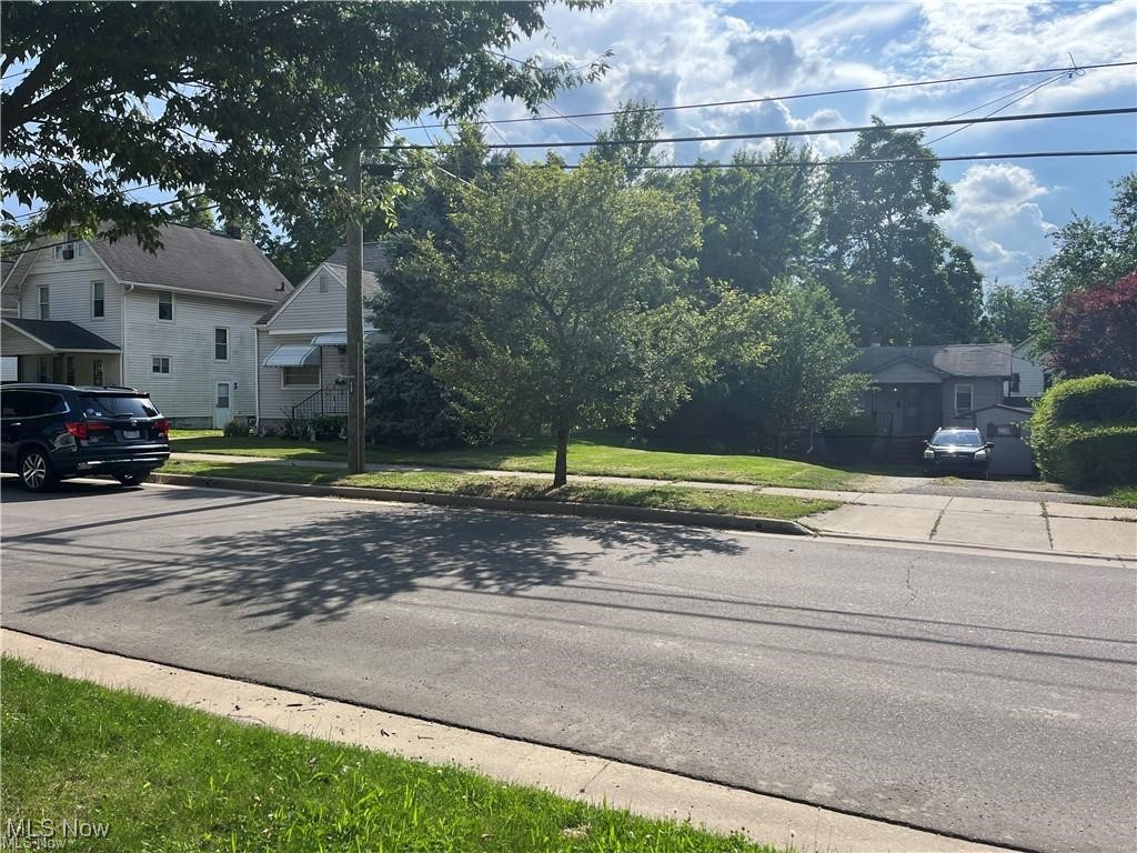 Kenmore Allotment - Land